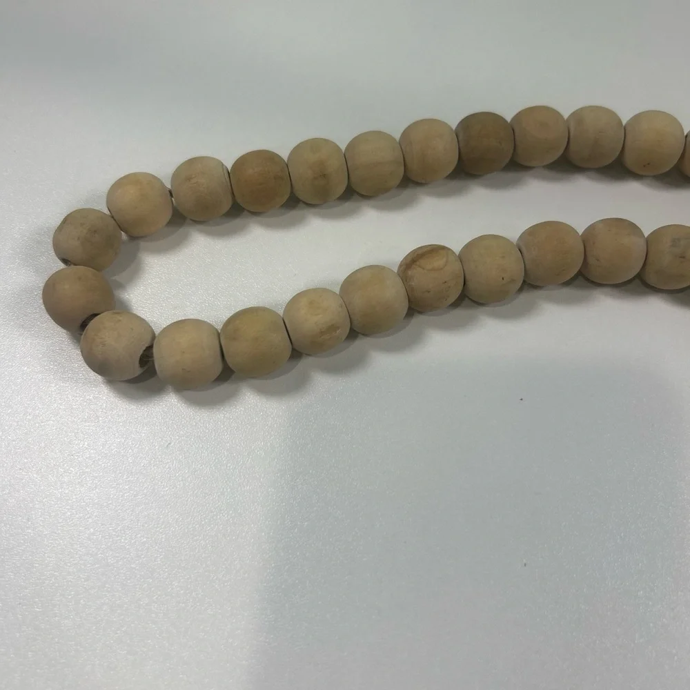 Wooden Bead Garland with Tassels - Picture 5 of 7